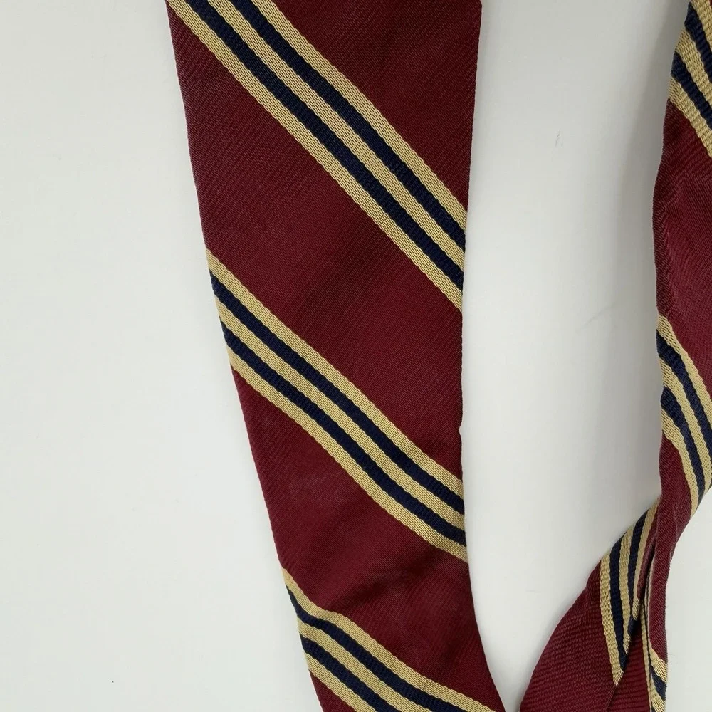 BROOKS BROTHERS Men's Neck Tie 100% Silk Striped USA made woven in England
